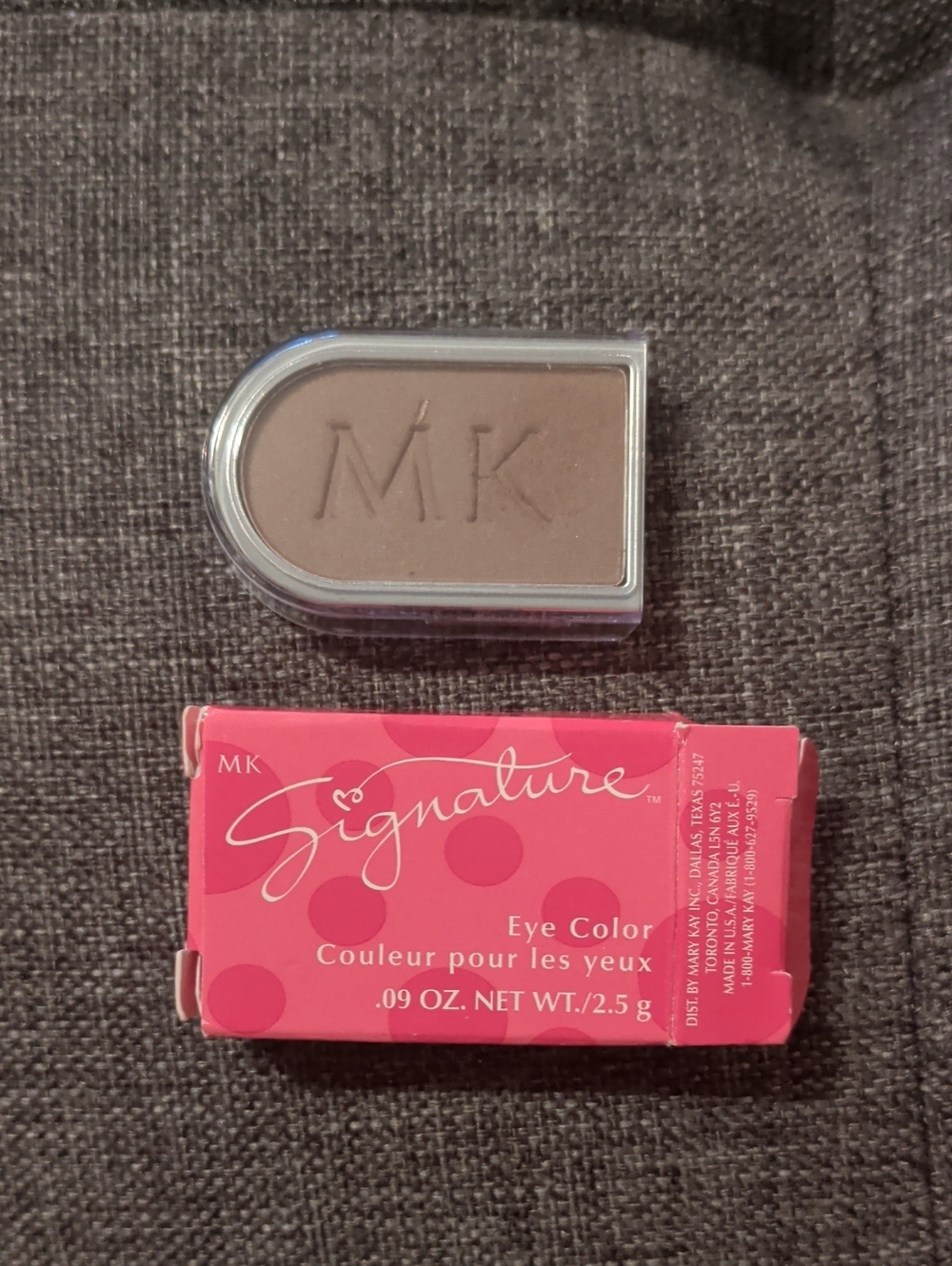 Mary Kay Vintage Signature Eye Color Eyeshadow - Whipped Cocoa